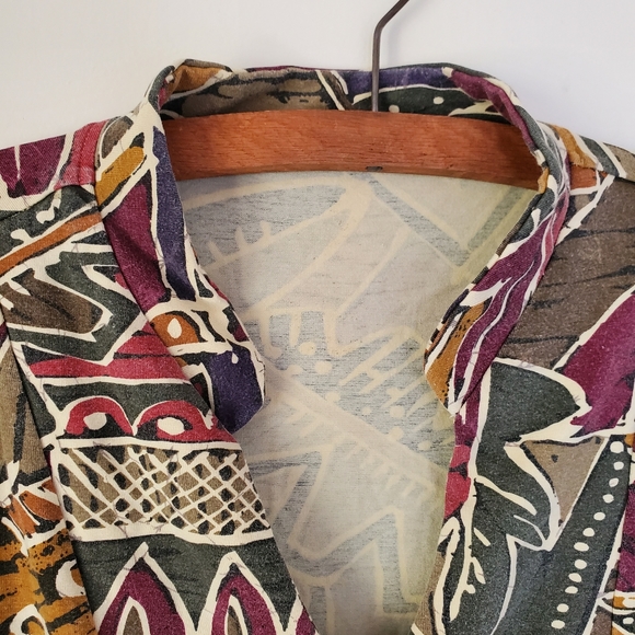 Vtg tribal inspired flowy tee - Picture 4 of 5